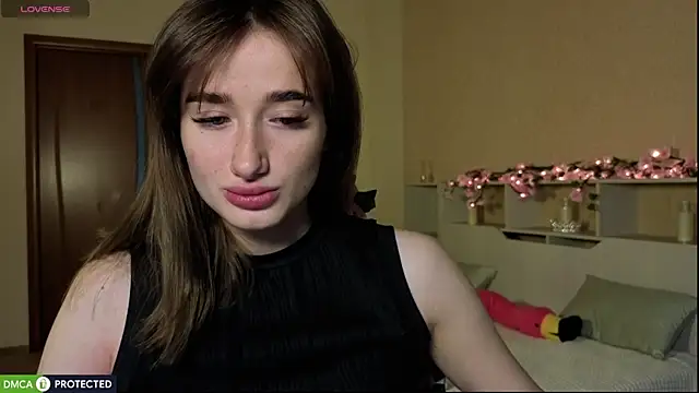 Snapshot of Lady_Sunrise12 chatting on 07.17.26 Lady Sunrise12 online show from 07.17.26