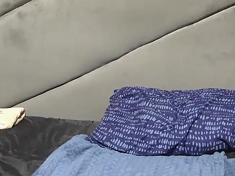 Melitaxx online show from 03.15.26