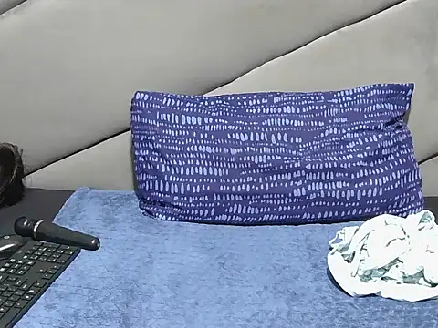 Melitaxx online show from 04.06.26