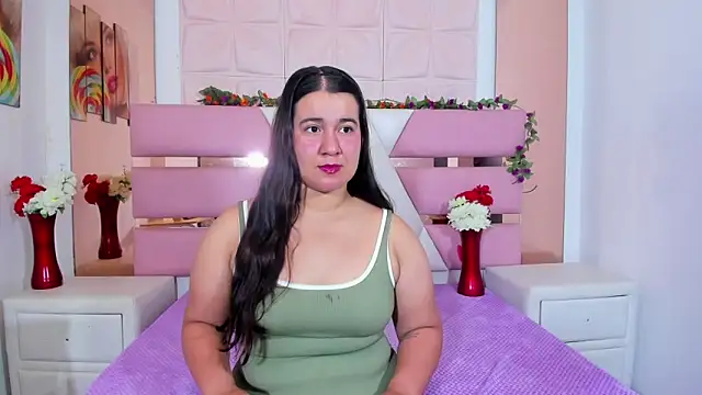 TifannyConors online show from 04.12.26