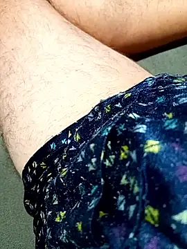 kiwi-strip online show from 03.21.26