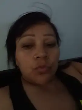 Snapshot of Naia_queen25 chatting on 05.12.26 Naia queen25 online show from 05.12.26
