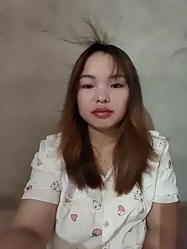 Snapshot of Mina_xYx chatting on 06.06.26 Mina xYx online show from 06.06.26