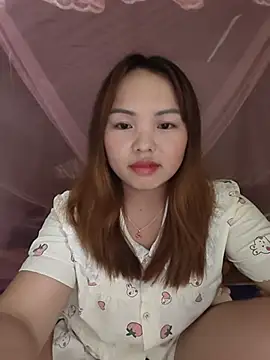 Snapshot of Mina_xYx chatting on 06.29.26 Mina xYx online show from 06.29.26
