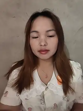 Snapshot of Mina_xYx chatting on 07.27.26 Mina xYx online show from 07.27.26