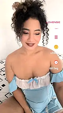 Snapshot of kelcybrithany chatting on 08.02.26 kelcybrithany online show from 08.02.26
