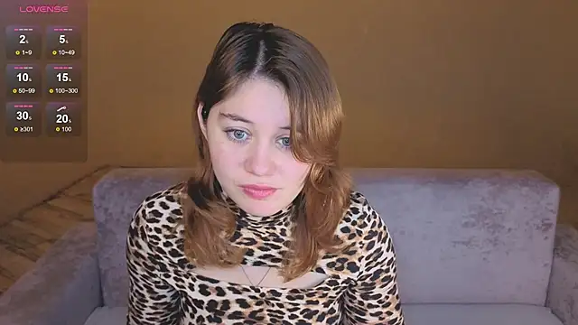 Snapshot of ElizabethRedWings chatting on 05.12.26 ElizabethRedWings online show from 05.12.26
