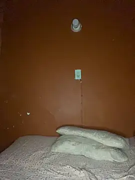 Snapshot of BlackApple__ chatting on 03.25.26 BlackApple online show from 03.25.26