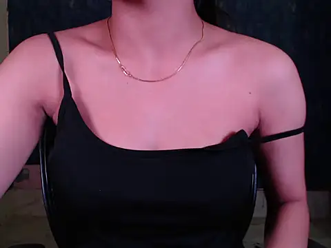 Snapshot of Naughty_Nisha19 chatting on 04.23.26 Naughty Nisha19 online show from 04.23.26