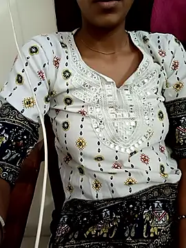 Snapshot of aushi_rajput chatting on 05.02.26 aushi rajput online show from 05.02.26
