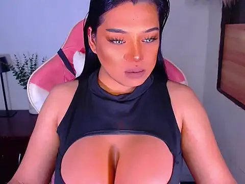 Zandralopez online show from 05.16.26