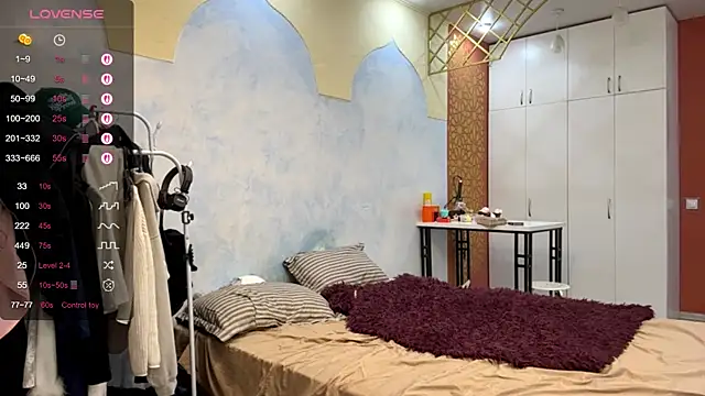 SinaGervasi online show from 04.25.26