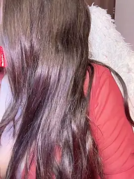 Liora Sol online show from 03.18.26