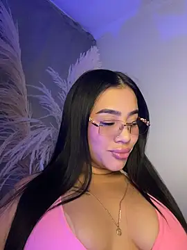 Snapshot of AlisonBeltran1 chatting on 08.04.26 AlisonBeltran1 online show from 08.04.26