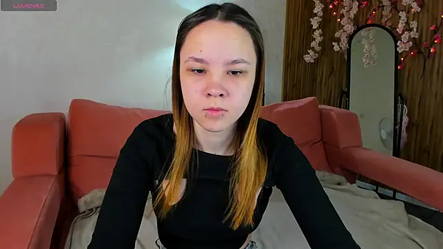 Lori Bllossom online show from 04.30.26