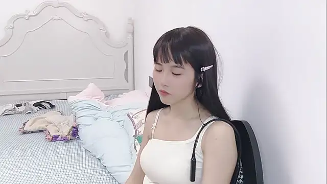 Snapshot of MIAOMIAO-666 chatting on 04.19.26 MIAOMIAO-666 online show from 04.19.26