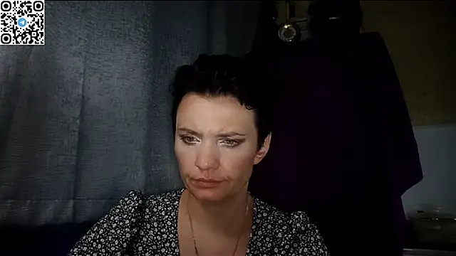 Snapshot of HotMamaQueen234 chatting on 06.07.26 HotMamaQueen234 online show from 06.07.26