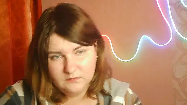 Snapshot of Minisstra chatting on 03.31.26 Minisstra online show from 03.31.26