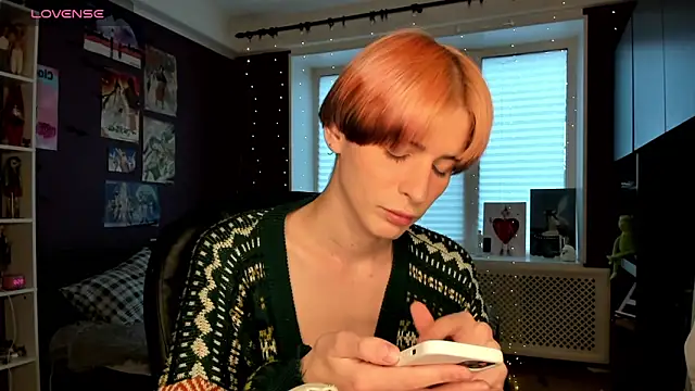 Snapshot of sweet_peach___ chatting on 05.30.26 sweet peach online show from 05.30.26