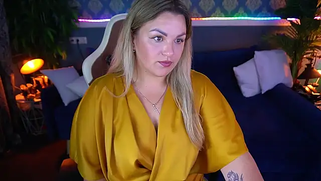 Snapshot of AlissyaGrayy chatting on 07.26.26 AlissyaGrayy online show from 07.26.26