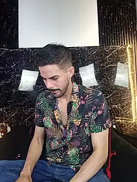 Snapshot of Leo_Vesper chatting on 06.17.26 Leo Vesper online show from 06.17.26