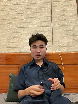 Snapshot of Hoanganhdayroii chatting on 06.23.26 Hoanganhdayroii online show from 06.23.26