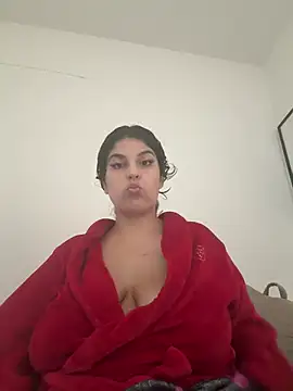 Snapshot of Yasminebbyxx chatting on 07.10.26 Yasminebbyxx online show from 07.10.26