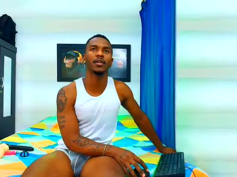Snapshot of dickblackxx chatting on 06.26.26 dickblackxx online show from 06.26.26