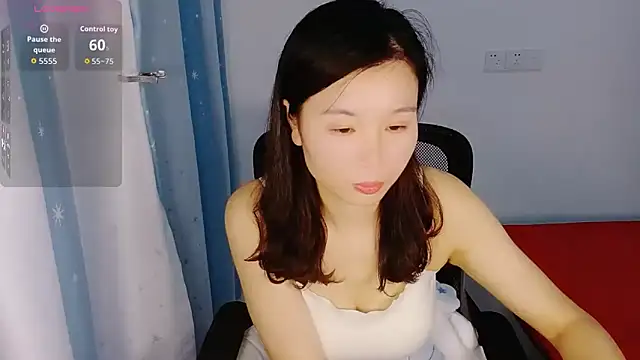 Snapshot of Lianzi-2026 chatting on 04.30.26 Lianzi-2026 online show from 04.30.26