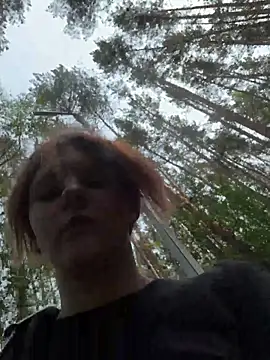 Snapshot of NinaParri chatting on 07.12.26 NinaParri online show from 07.12.26