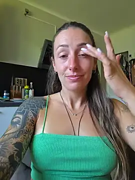 NicoleKaiser online show from 06.27.26