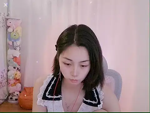 Snapshot of Puresnow chatting on 05.27.26 Puresnow online show from 05.27.26