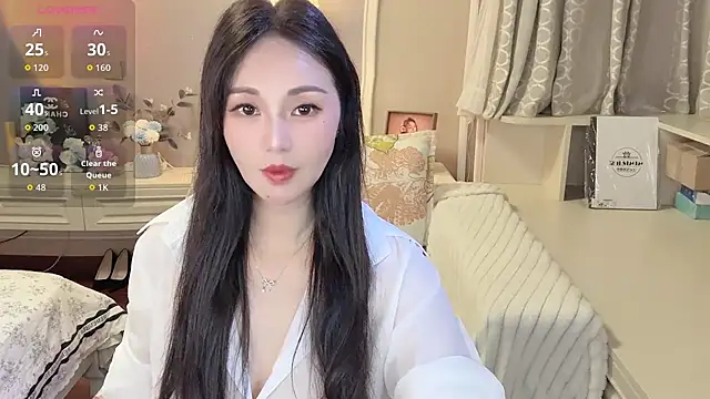 Snapshot of KCYE-CC chatting on 07.08.26 KCYE-CC online show from 07.08.26