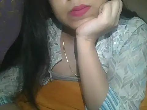 Snapshot of Qween_Seelu chatting on 06.26.26 Qween Seelu online show from 06.26.26