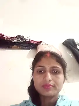 Snapshot of Leelaaji chatting on 04.14.26 Leelaaji online show from 04.14.26