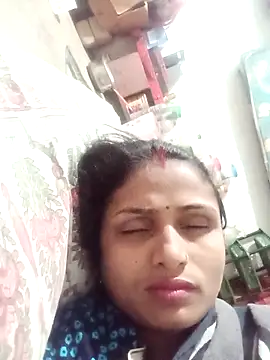 Snapshot of Leelaaji chatting on 05.10.26 Leelaaji online show from 05.10.26