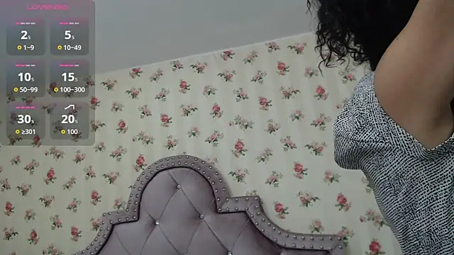 crystal watson0 online show from 04.23.26