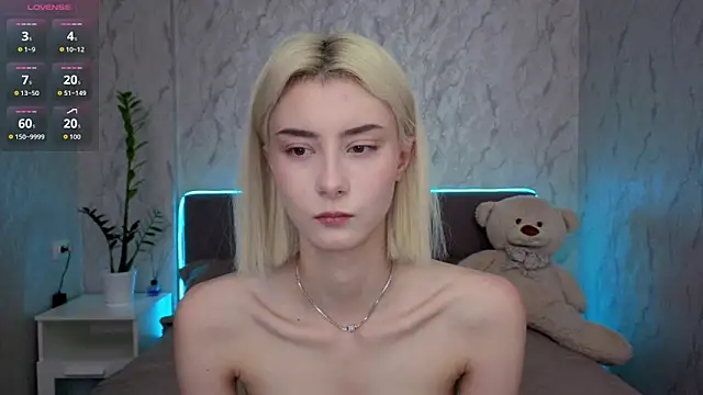 kittysocutie online show from 05.08.26