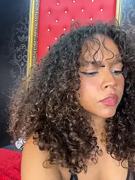 CurlyOopsieXXX online show from 04.02.26