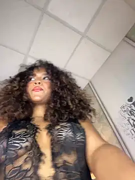 Snapshot of CurlyOopsieXXX chatting on 04.07.26 CurlyOopsieXXX online show from 04.07.26