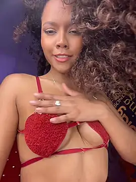 Snapshot of CurlyOopsieXXX chatting on 06.11.26 CurlyOopsieXXX online show from 06.11.26