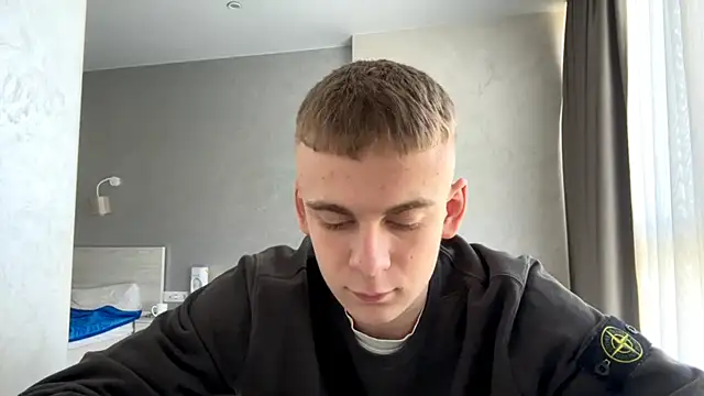 Snapshot of SoloFury chatting on 04.28.26 SoloFury online show from 04.28.26