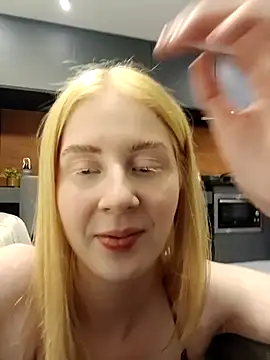 Snapshot of ninaxbabyy chatting on 03.25.26 ninaxbabyy online show from 03.25.26