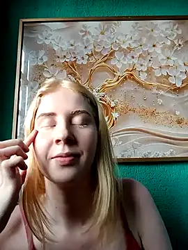 Snapshot of ninaxbabyy chatting on 04.14.26 ninaxbabyy online show from 04.14.26