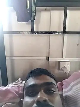 MalingamaxKnee online show from 03.19.26