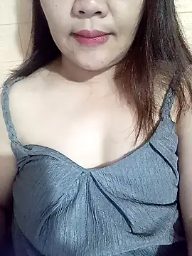 Mii MiiI online show from 05.31.26