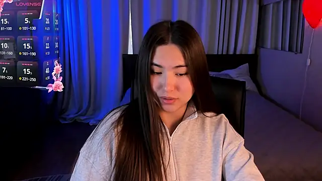 Snapshot of IceIcebabe_ chatting on 05.24.26 IceIcebabe online show from 05.24.26