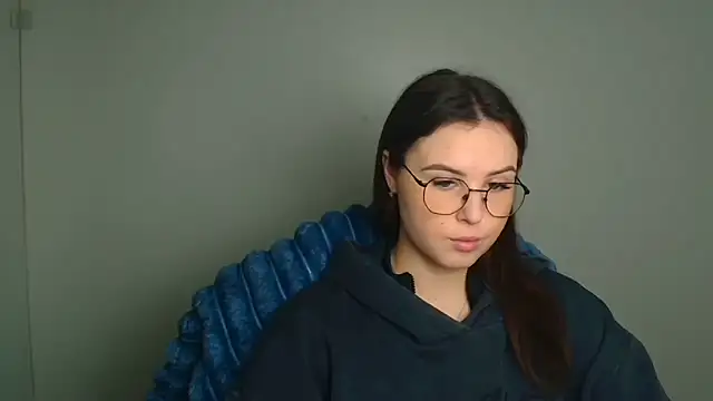 Snapshot of Nika_nik_a chatting on 03.21.26 Nika nik a online show from 03.21.26