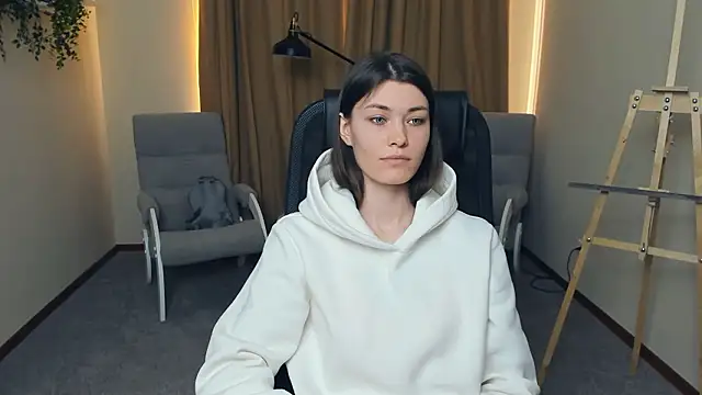 JulissaLipoma online show from 03.20.26