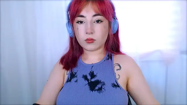 Snapshot of MistressEdith chatting on 04.18.26 MistressEdith online show from 04.18.26